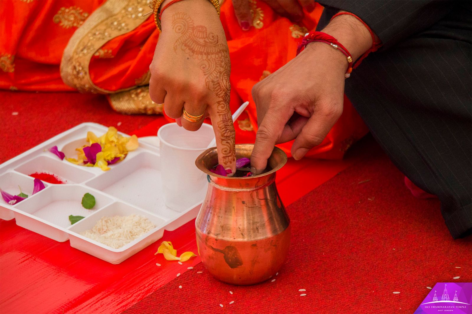 ©1987-2017 SKS Swaminarayan Temple East London